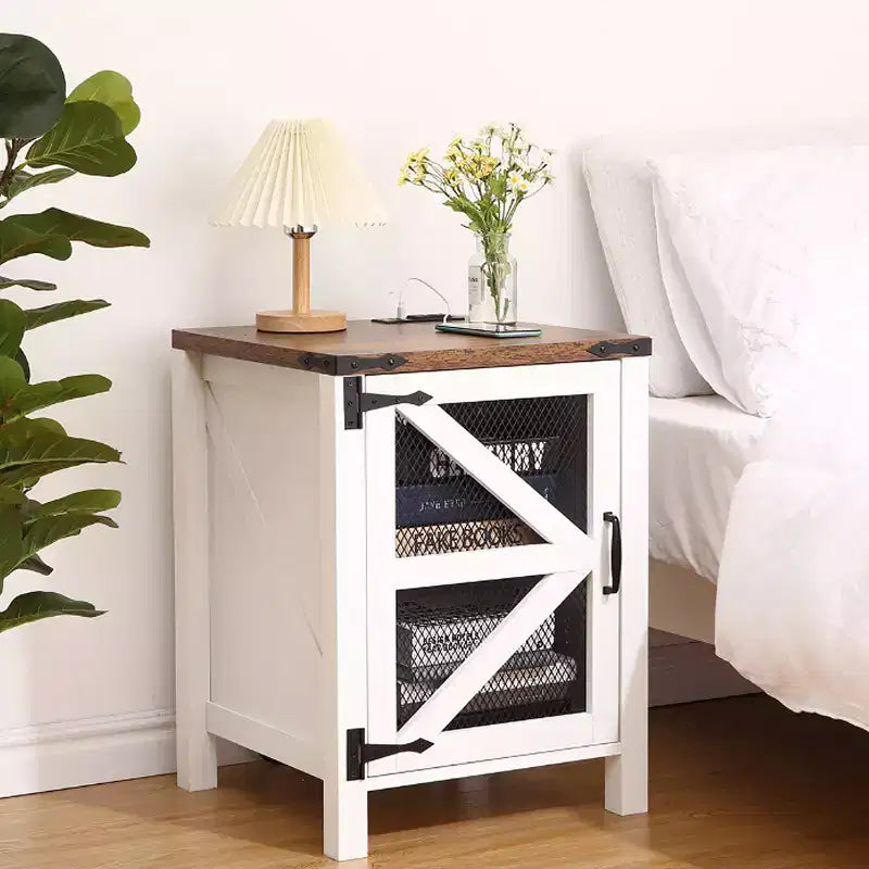 Rustic Nightstand with Sliding Door, 18" Wood Sofa Side Bedside Table with Storage for Bedroom Living Room