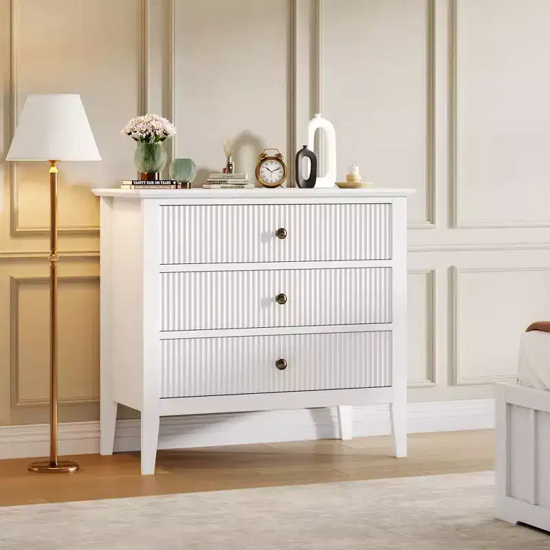 Fluted 3 Drawer Dresser, 31.5 Inch Wide Storage Chest for Bedroom, Modern Wood Chest of Drawers with 3 Deep Drawers